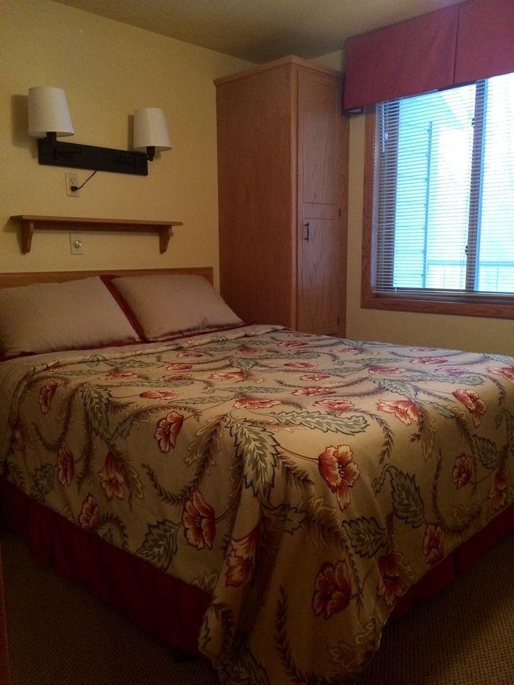Waterbury Inn Ephraim Bagian luar foto