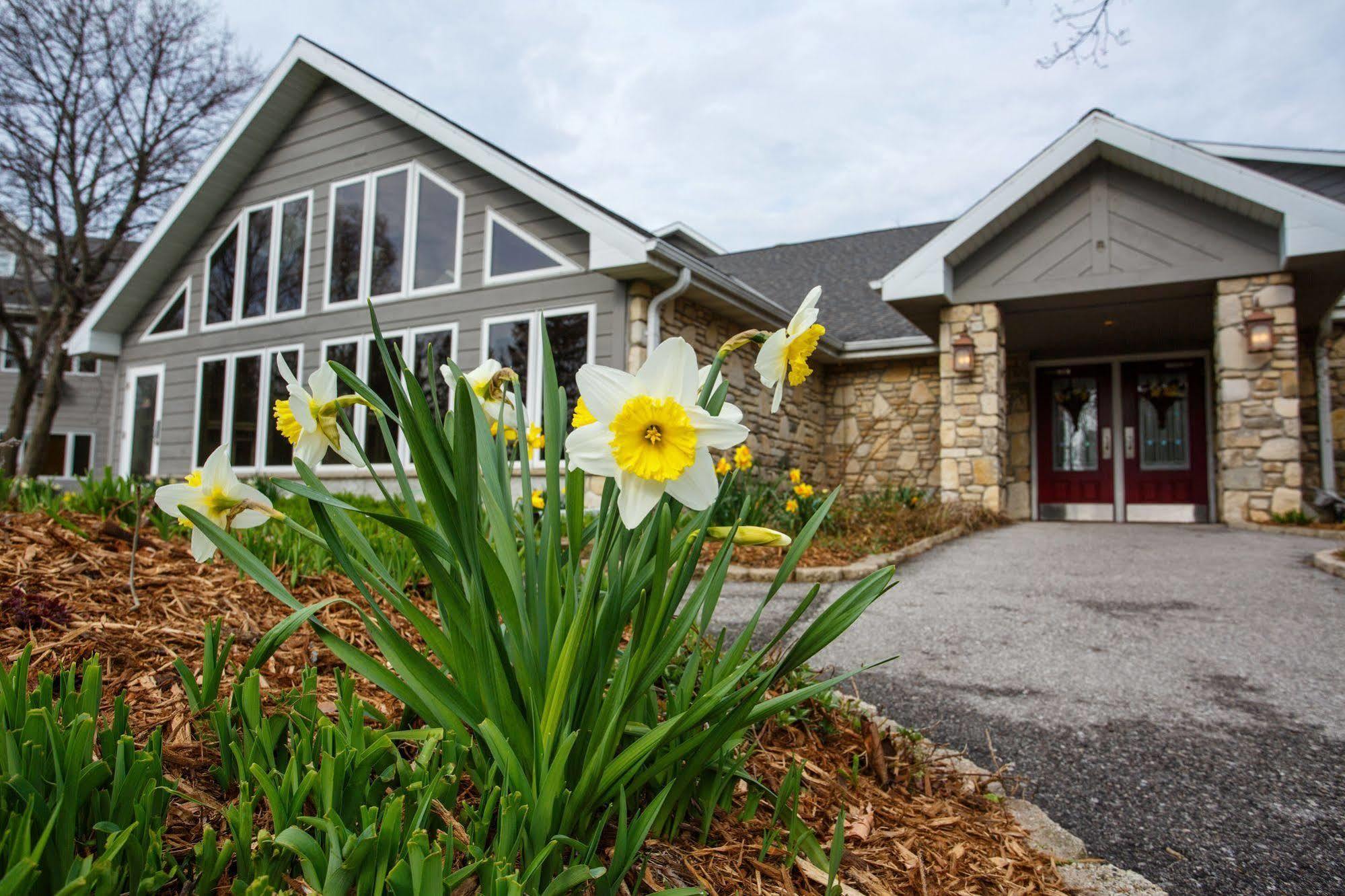 Waterbury Inn Ephraim Bagian luar foto